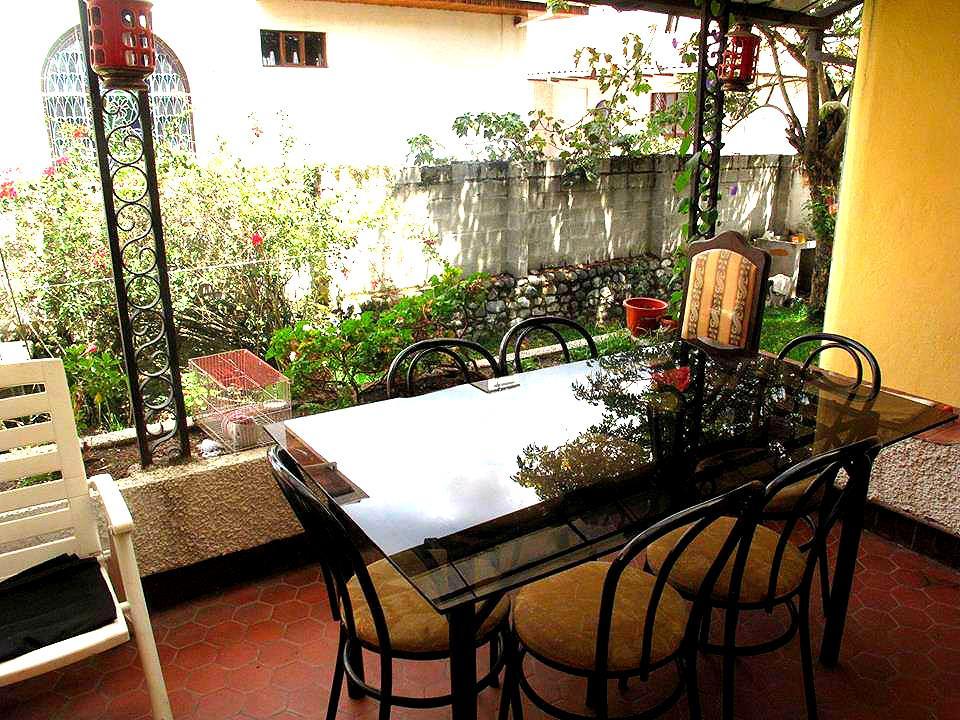 Aqua Hostal Mabel Cuenca Exterior photo